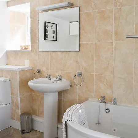 Writers - Uk33475 * Nenthead